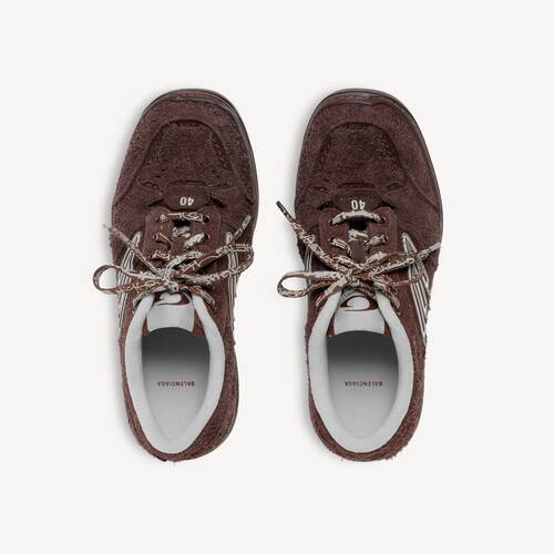 hamptons suede sneaker