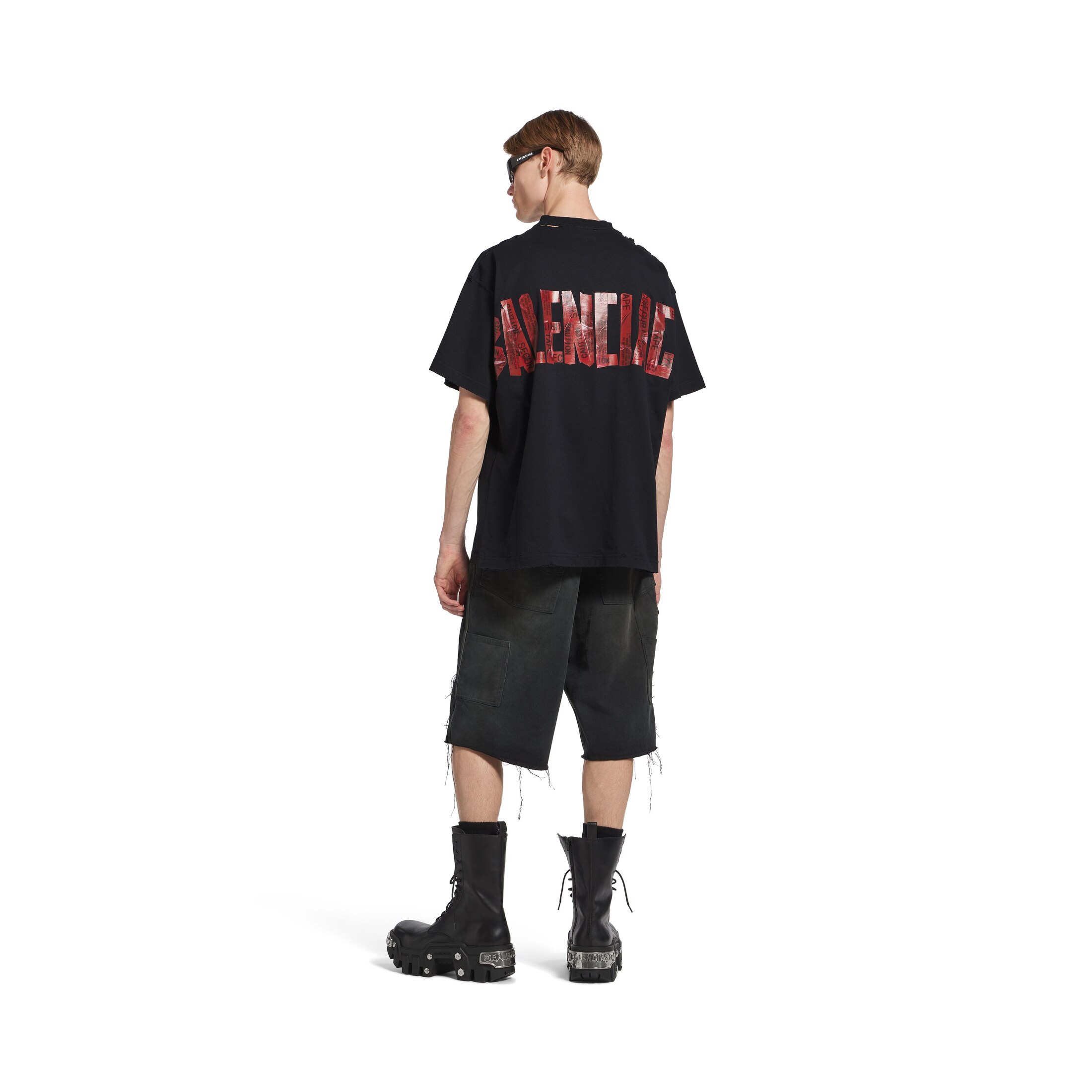 security tape logo t-shirt oversized