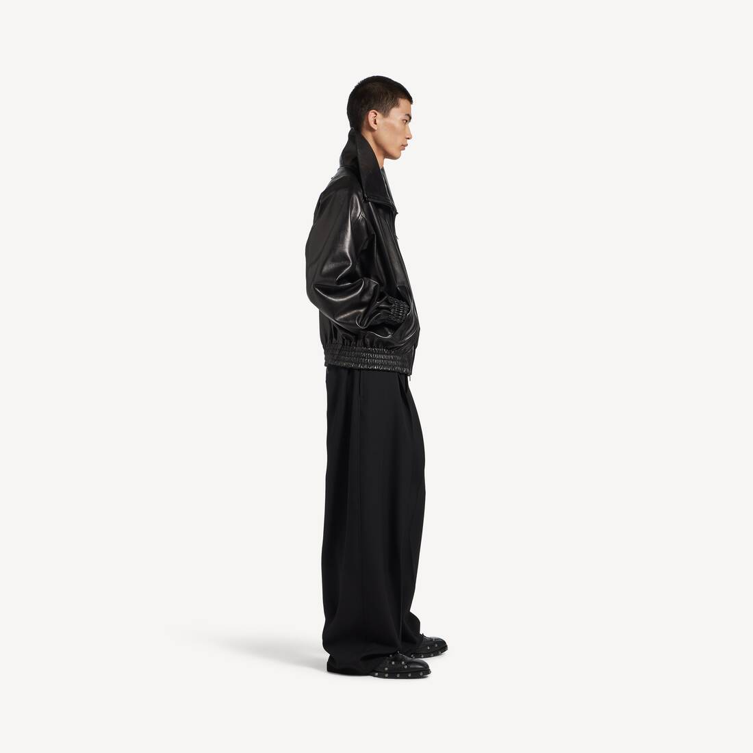 Men's Relaxed Curve Pants in Black | Balenciaga Canada EN - Image 3