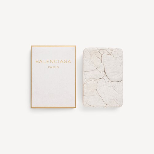 camiseta fragrance le dix oversized