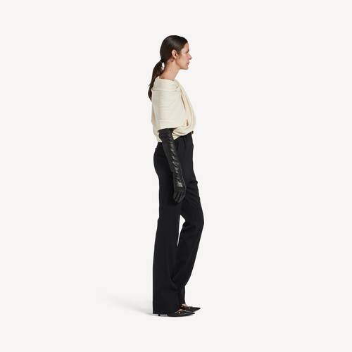 pantaloni a vita alta taglio slim 