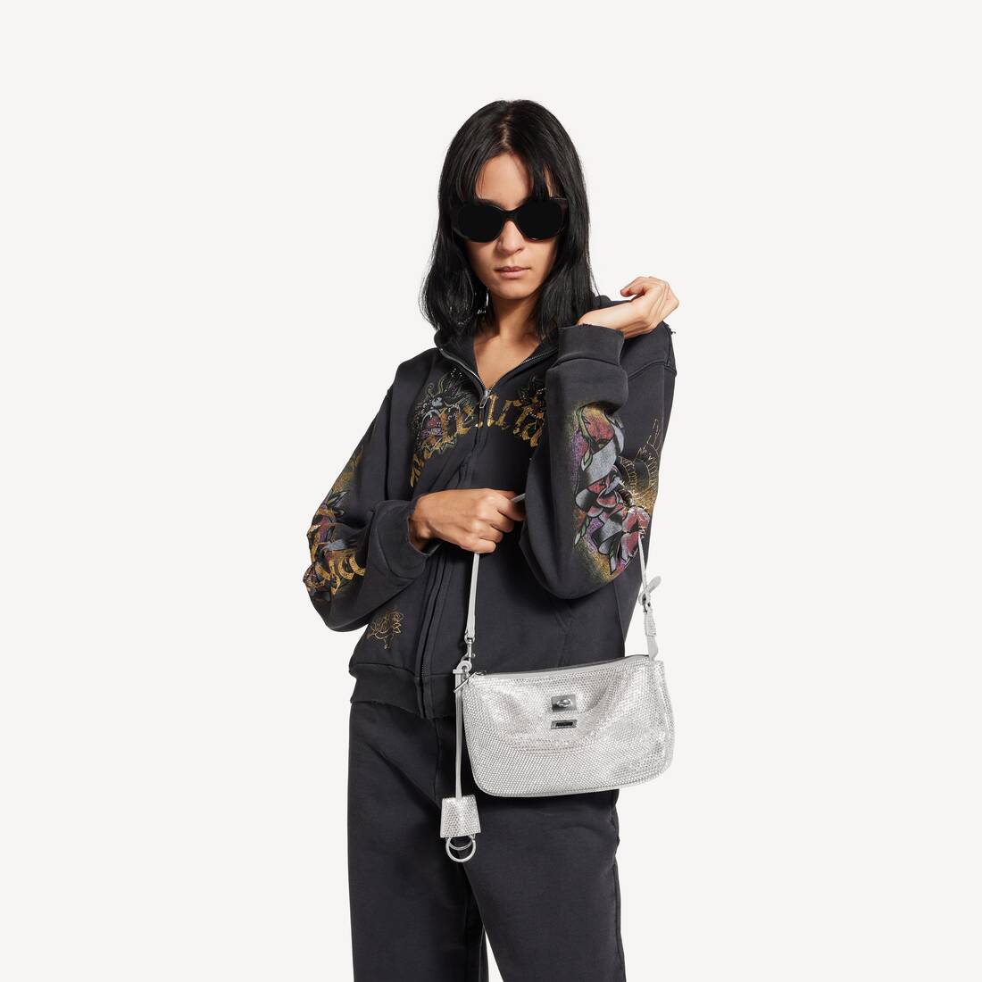 Rodeo Umh&auml;nget&auml;schchen Mit Strasssteinen f&uuml;r Damen in Rauchgrau | Balenciaga Deutschland DE - Image 7