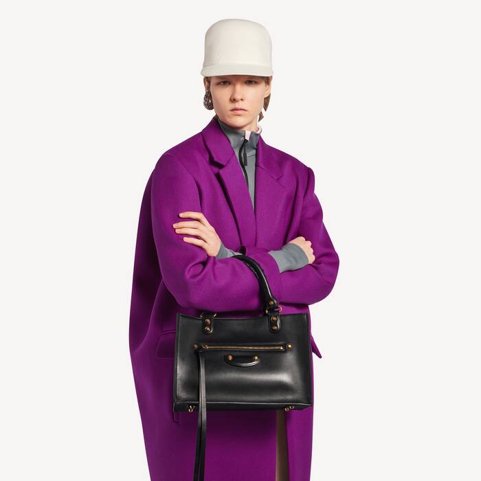 Women's Le City Sleek Tote Bag Medium in Black - Women | Balenciaga United Kingdom EN - Image 2