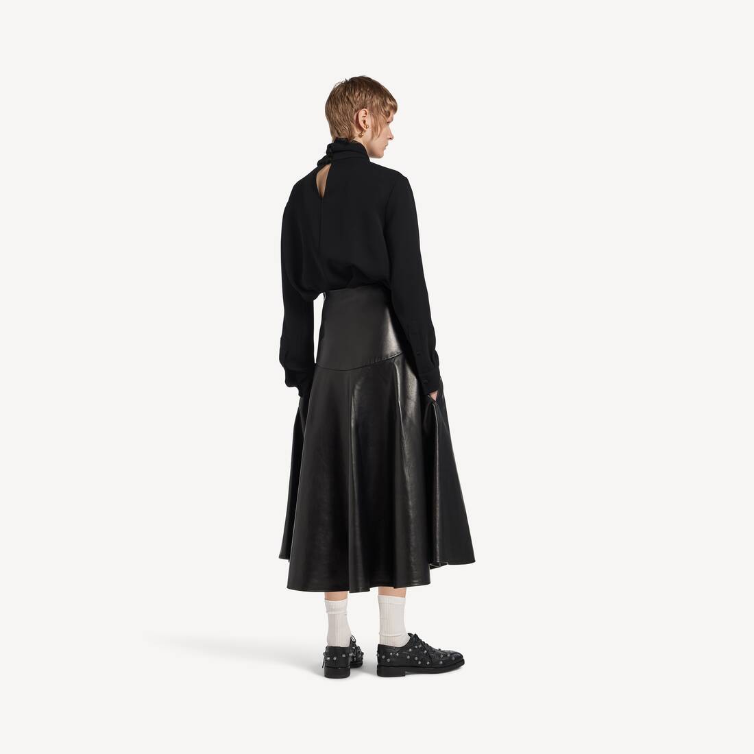Women's Silk Crepe Scarf Shirt in Black | Balenciaga Poland EN - Image 4