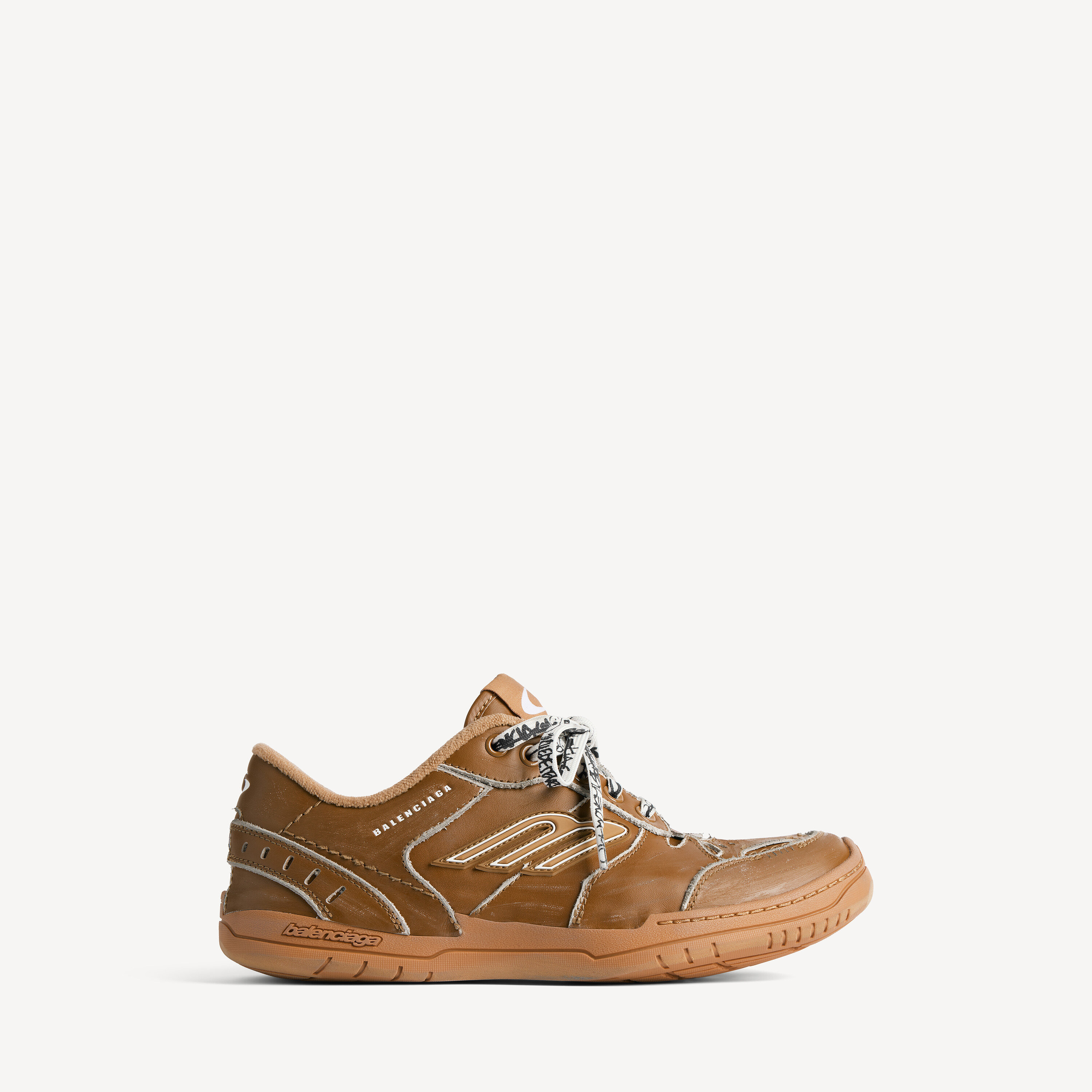 Balenciaga hamptons medium worn-out sneaker