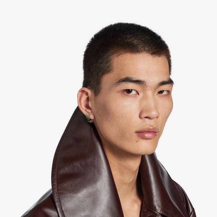 Bb Icon Perlen-ohrringe f&uuml;r Herren in Smaragd - Herren | Balenciaga Deutschland DE - Image 2