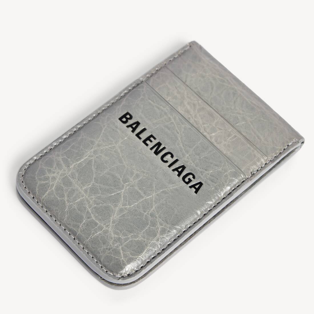 Porte-cartes Magn&eacute;tique Pour T&eacute;l&eacute;phone Avec Support Shopper pour Homme en Gris Balenciaga | Balenciaga France FR - Image 4