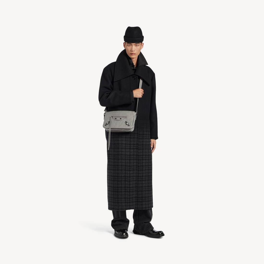 Balenciaga グレー の メンズ Le City フラップメッセンジャーバッグ | Balenciaga 日本 JA - Image 8