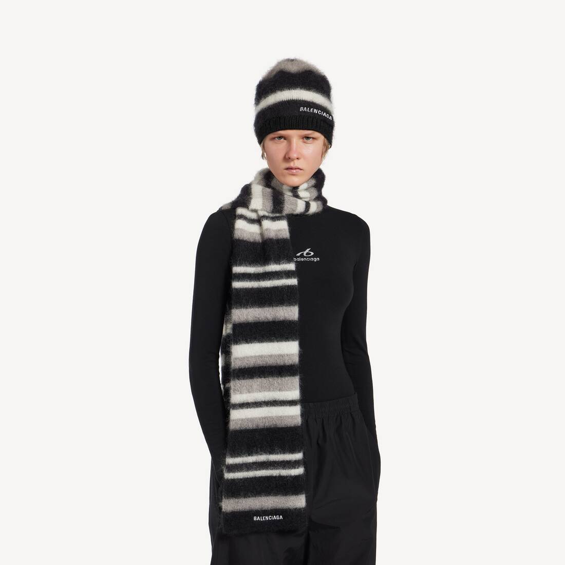 Women's Striped Scarf in Black/white/grey | Balenciaga United States EN - Image 4