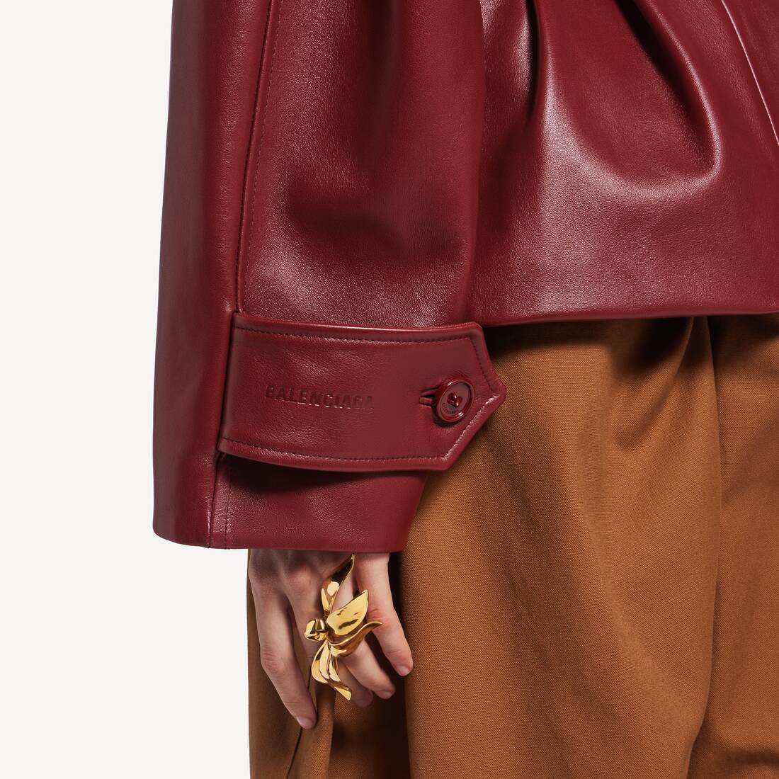 Women's Folded Short Trench in Burgundy | Balenciaga Poland EN - Image 6