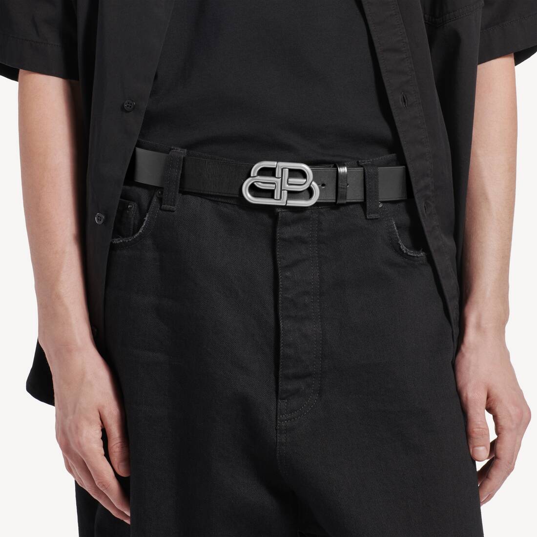 Ceinture Bb Large in Noir | Balenciaga Monaco FR - Image 4