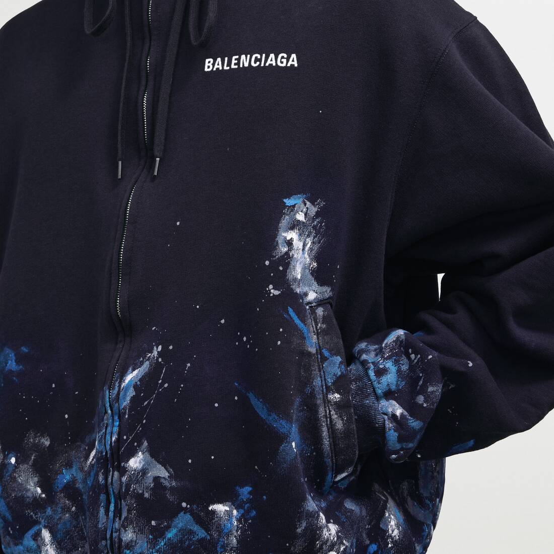 Men's Paint Splatter Oversized Zip-up Hoodie in Navy | Balenciaga Estonia EN - Image 4