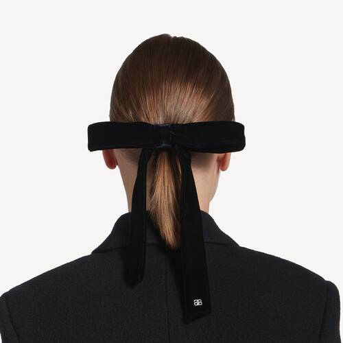 n&oelig;ud fin pour cheveux holli