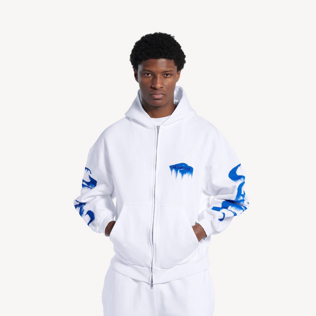 Men's Wet Brush Regular Fit Zip-up Hoodie  in White | Balenciaga Brazil EN - Image 6