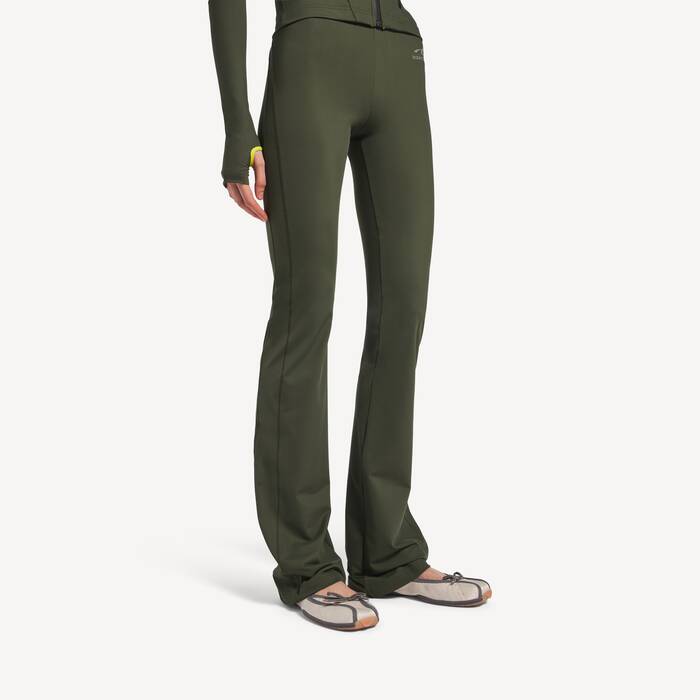 Techwear Ausgestelle Leggings f&uuml;r Damen in Khaki/limette - Damen | Balenciaga Deutschland DE - Image 3