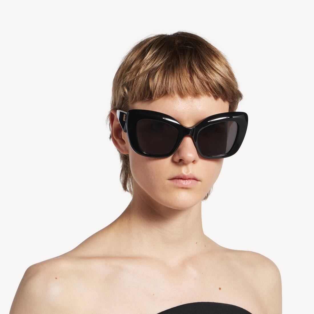 Women's Diva Butterfly Sunglasses in Black | Balenciaga Hong Kong SAR EN - Image 6
