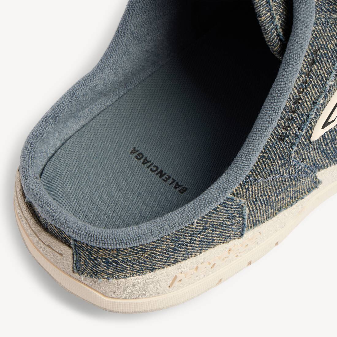 Women's Hamptons Denim Mule in Blue/off White | Balenciaga Italy EN - Image 3