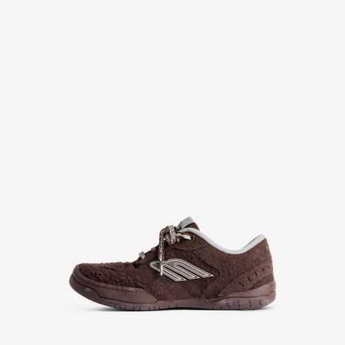 hamptons suede sneaker
