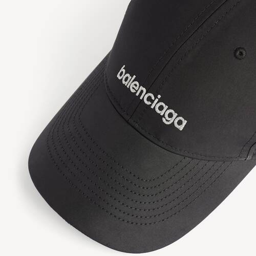 cappello techwear