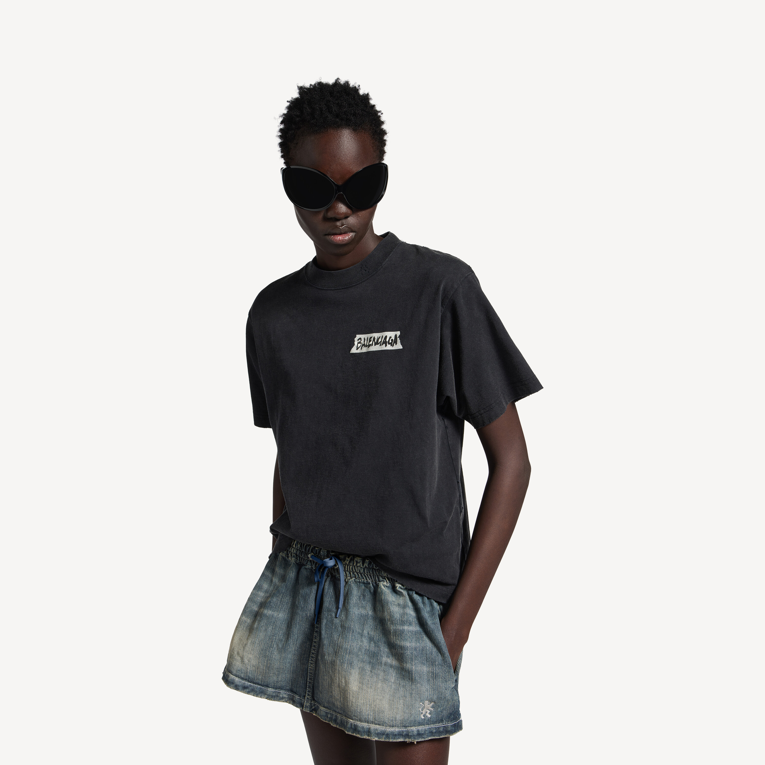 ウィメンズ's Tシャツ | Balenciaga JP - ページ 3