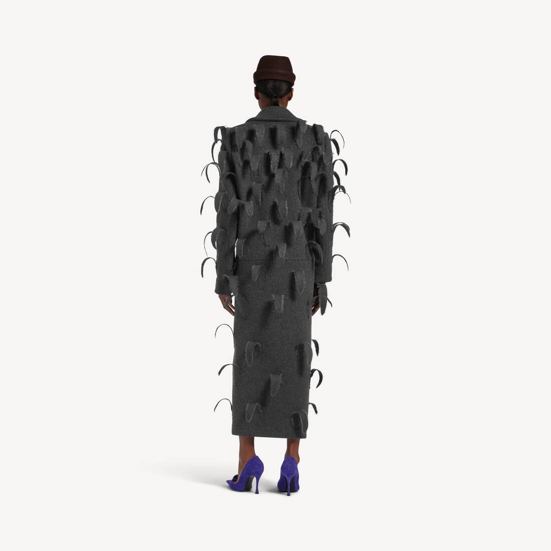 Abrigo Maxi Bordado Con Plumas para Mujer en Antracita | Balenciaga Espa&ntilde;a ES - Image 4