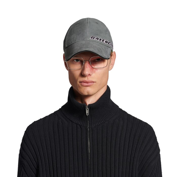 casquette tilted typo