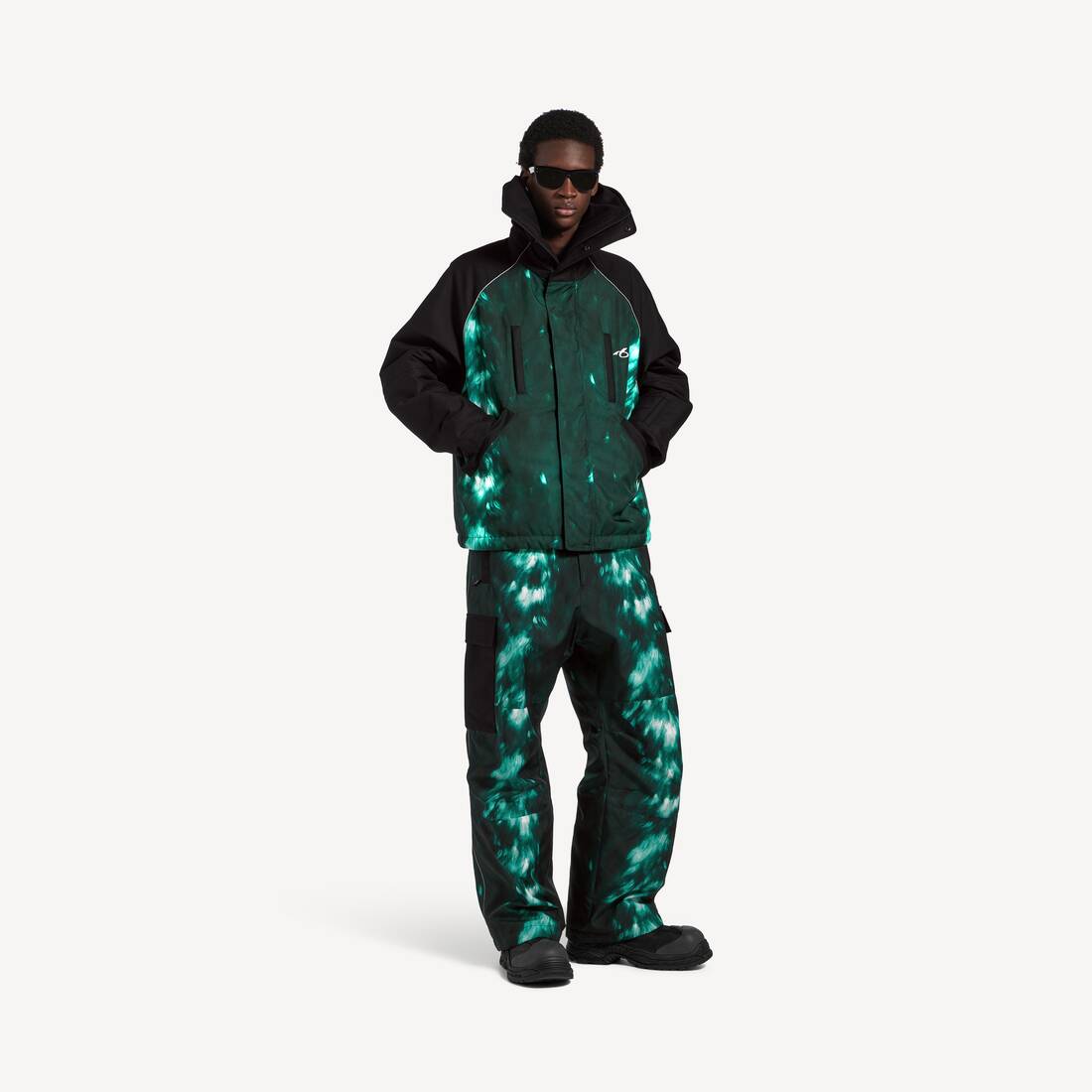 Men's Bodies High Collar Techwear Parka in Dark Green | Balenciaga United Kingdom EN - Image 2