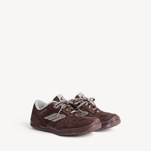hamptons suede sneaker