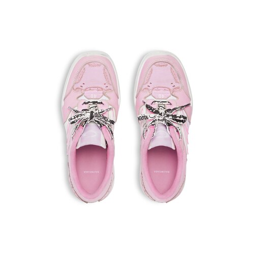 햄튼스 미디엄 원-아웃 스니커즈 