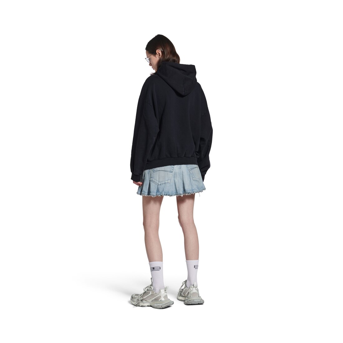 関税込 BALENCIAGA \"Boxy Laurel Classic\" hoodie Laurel Classic Hoodie Medium Fit in Faded Black | Balenciaga US