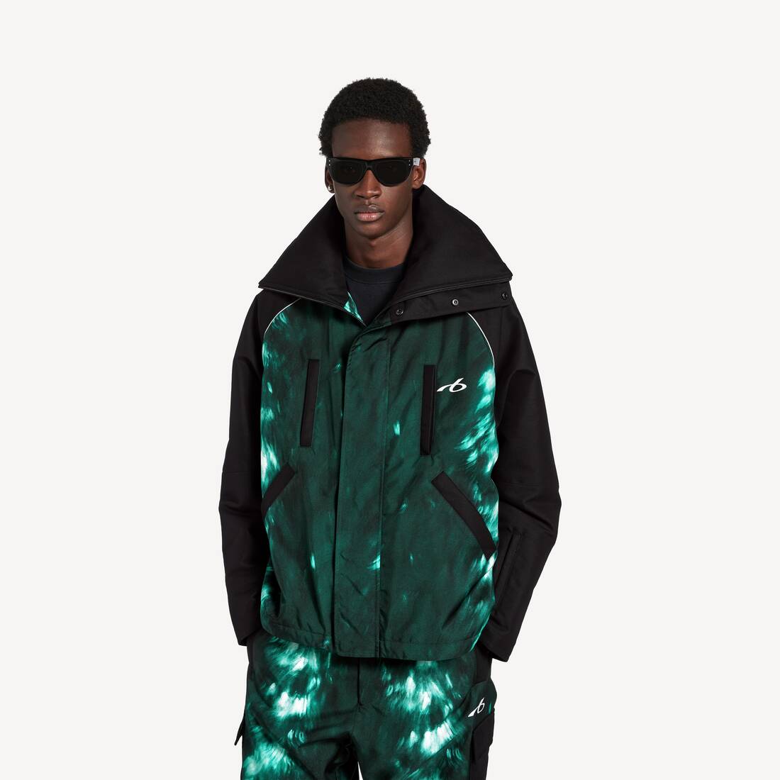 Men's Bodies High Collar Techwear Parka in Dark Green | Balenciaga United Kingdom EN - Image 5