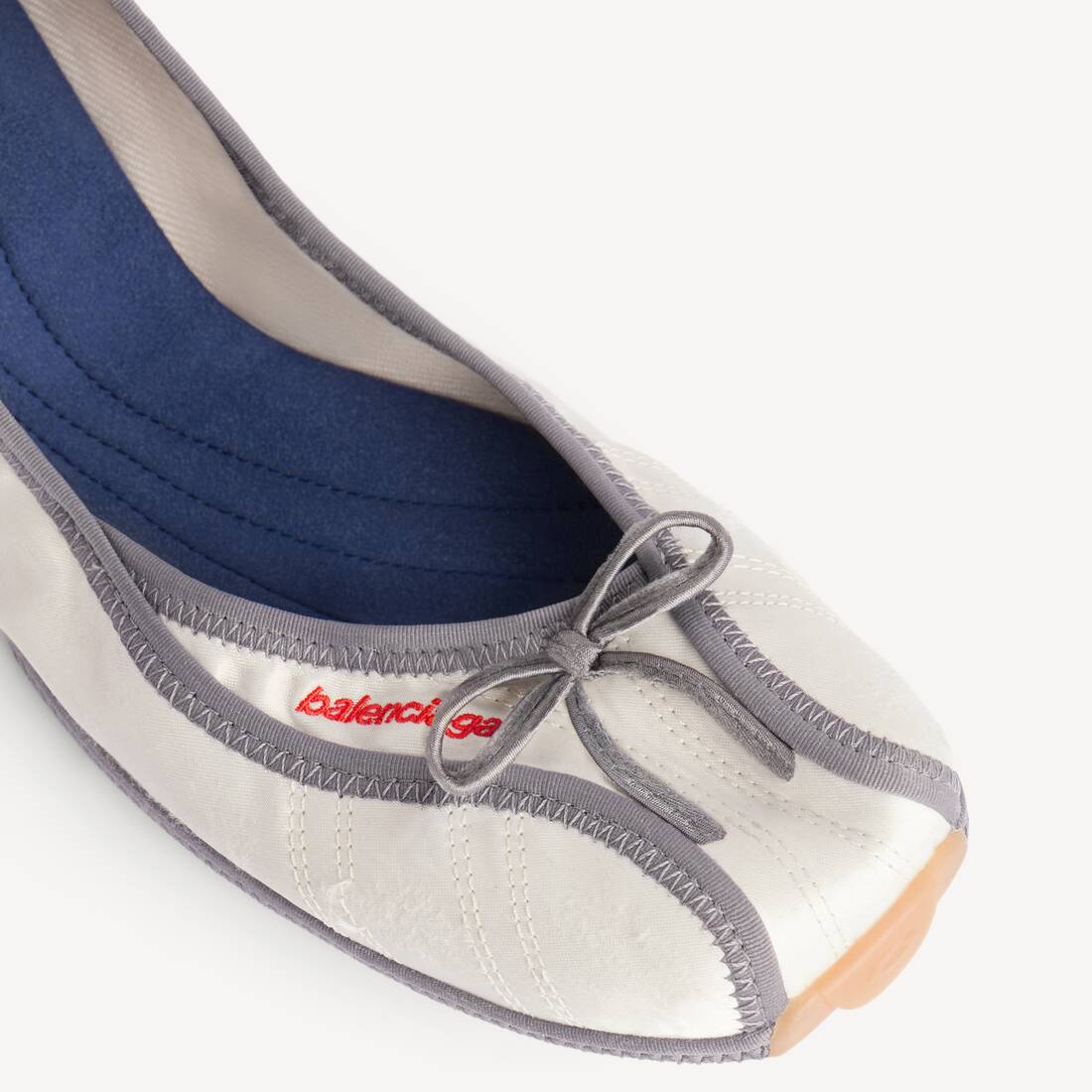 Women's Ballet Sneaker in Eggshell/grey/navy/red | Balenciaga Netherlands EN - Image 2
