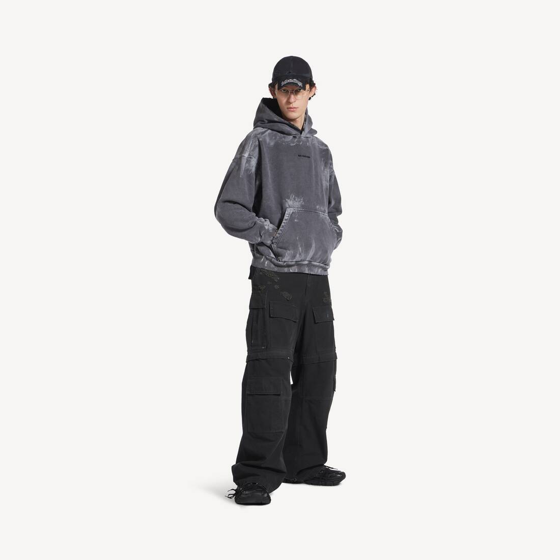 Men's Balenciaga Back Medium Fit Hoodie  in Grey | Balenciaga Brazil EN - Image 2
