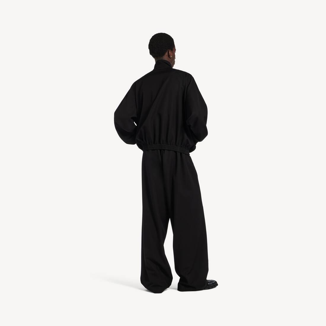 Men's Tracksuit Pants in Black | Balenciaga Japan EN - Image 4