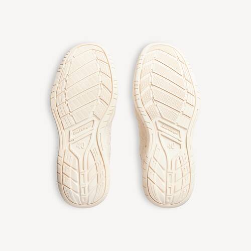 hamptons suede platform sneaker