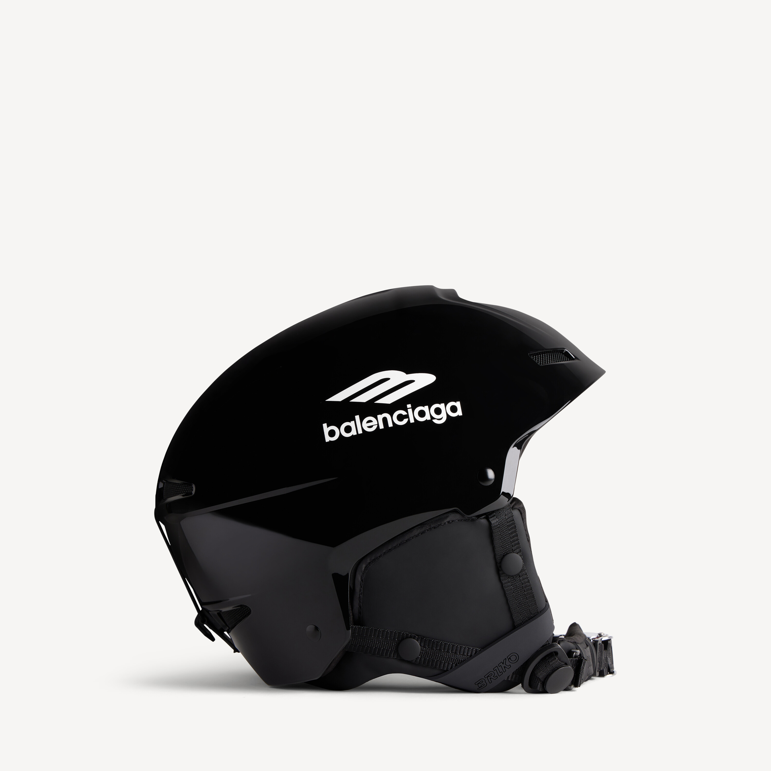 Helmet in Black