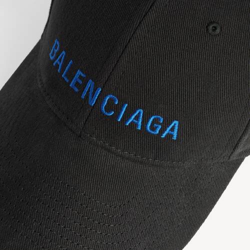 gorra con logotipo balenciaga 