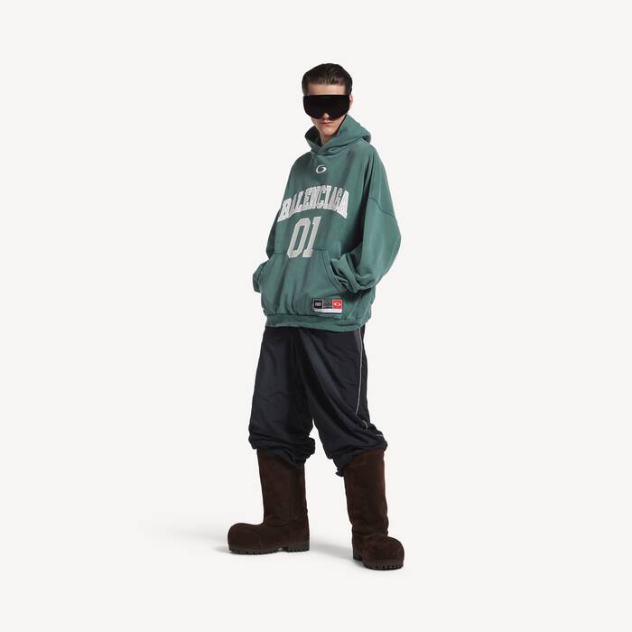 Hoodie Basketball Fit Large pour Homme en Vert Fonc&eacute;/vert Clair - Homme | Balenciaga Luxembourg FR - Image 3