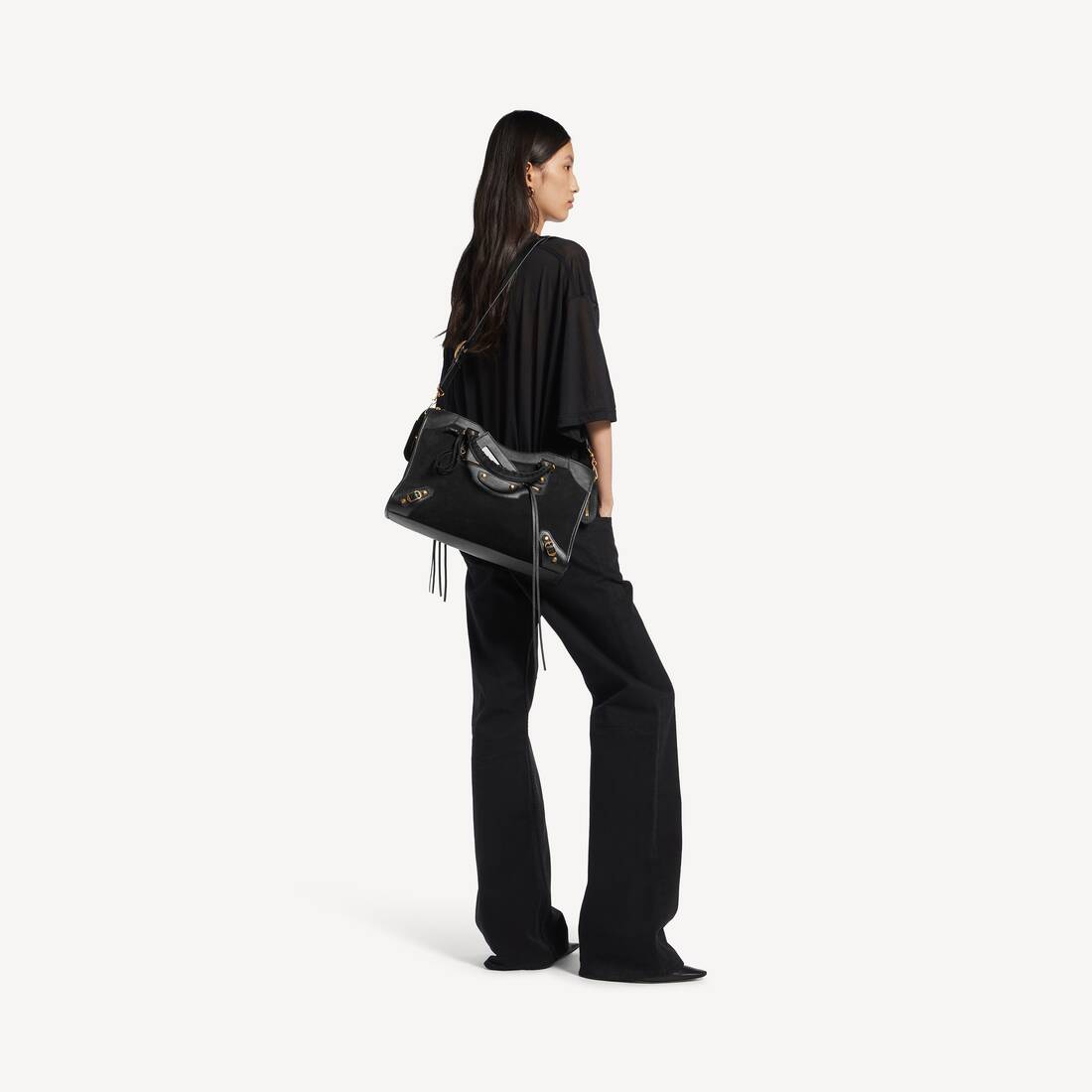 Women's Le City Bag Medium in Black | Balenciaga Hungary EN - Image 9