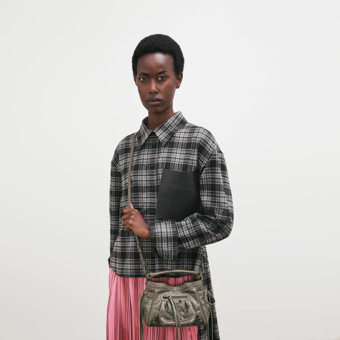 Bolso Cubo Le City Nano para Mujer en Verde Militar | Balenciaga Espa&ntilde;a ES - Image 8