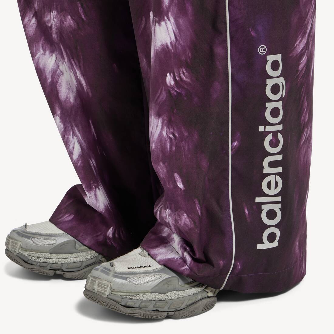 Women's Bodies Tracksuit Pants in Violet | Balenciaga United States EN - Image 6