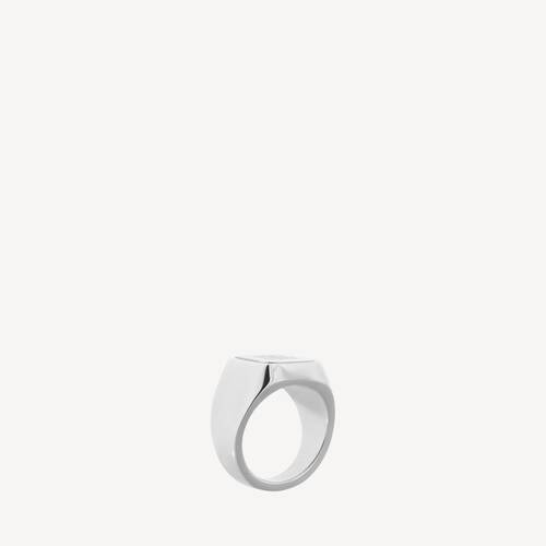 nano signet ring