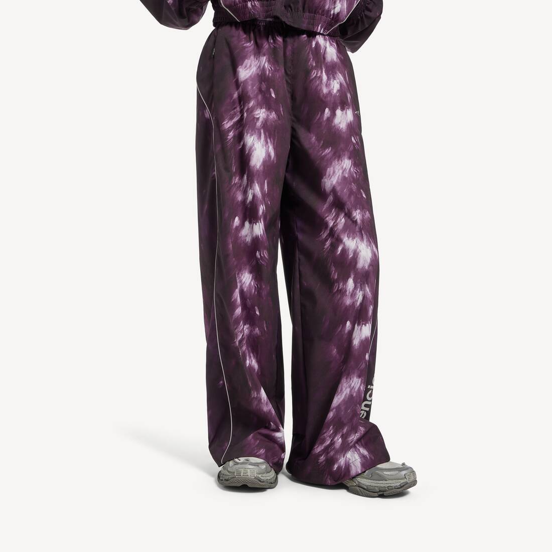 Women's Bodies Tracksuit Pants in Violet | Balenciaga United States EN - Image 5