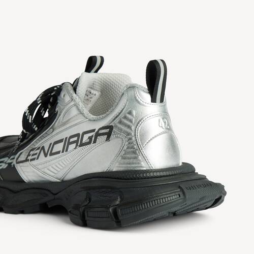 3xl metallic split sneaker