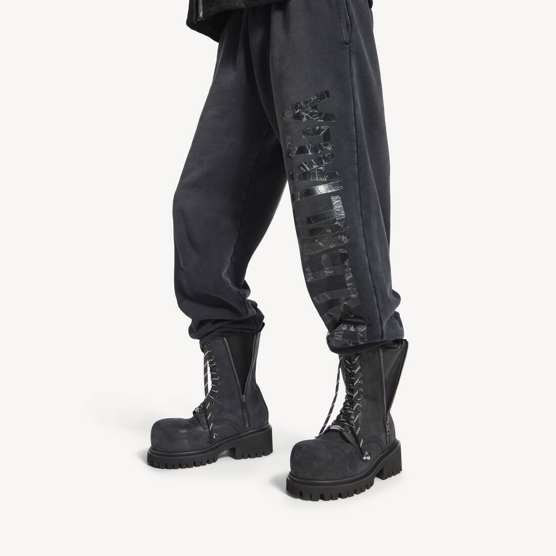 Men's Stomper Zipped Bootie in Black | Balenciaga Netherlands EN - Image 8