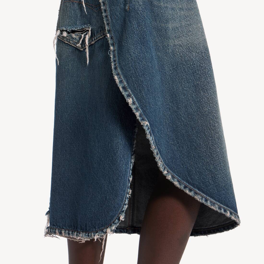 Women's Tulip Bermuda in Dark Ocean | Balenciaga Hungary EN - Image 6