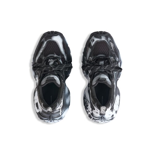 6xl graffiti sneaker