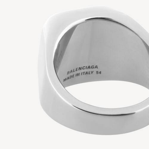 nano signet ring
