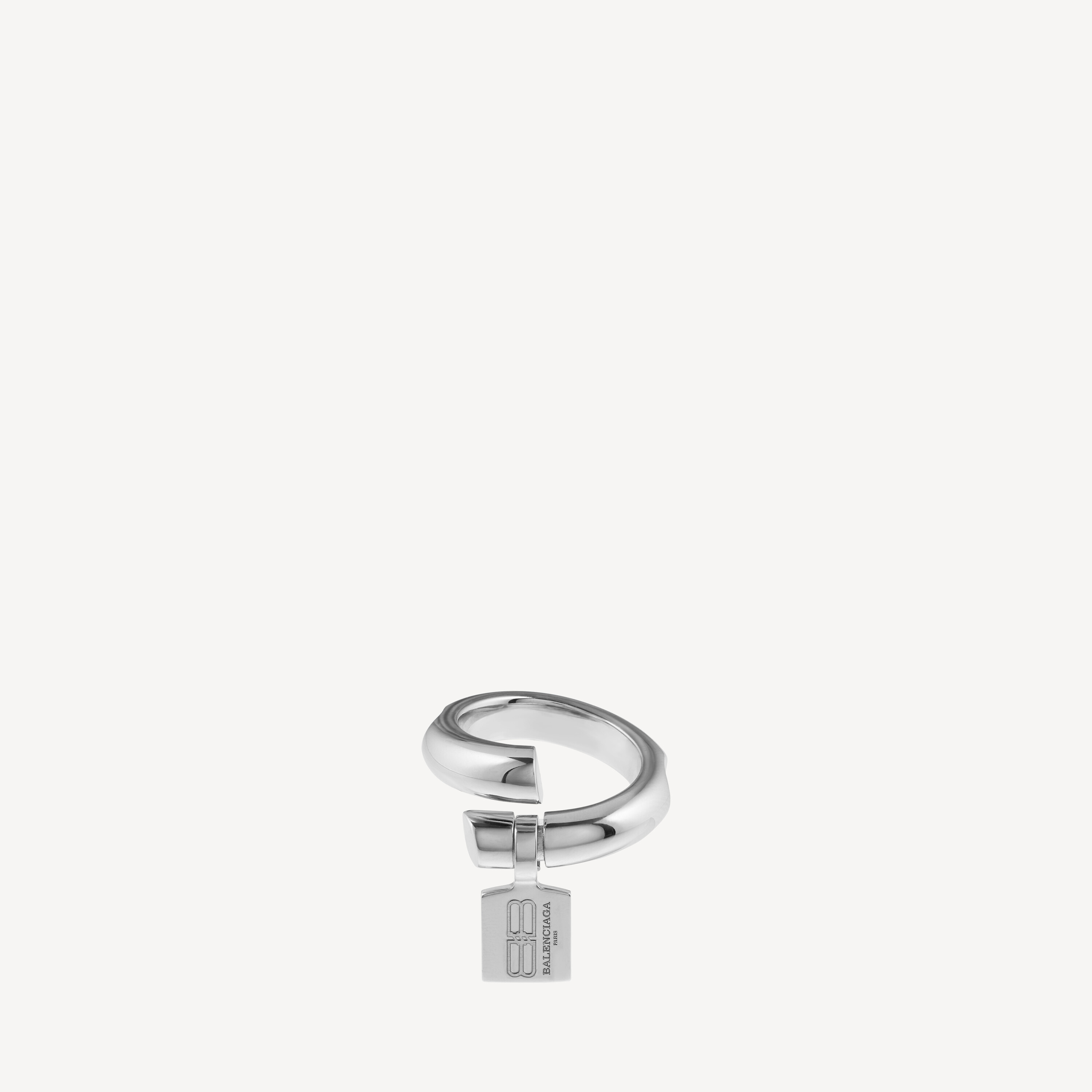 Saint-germain tag ring