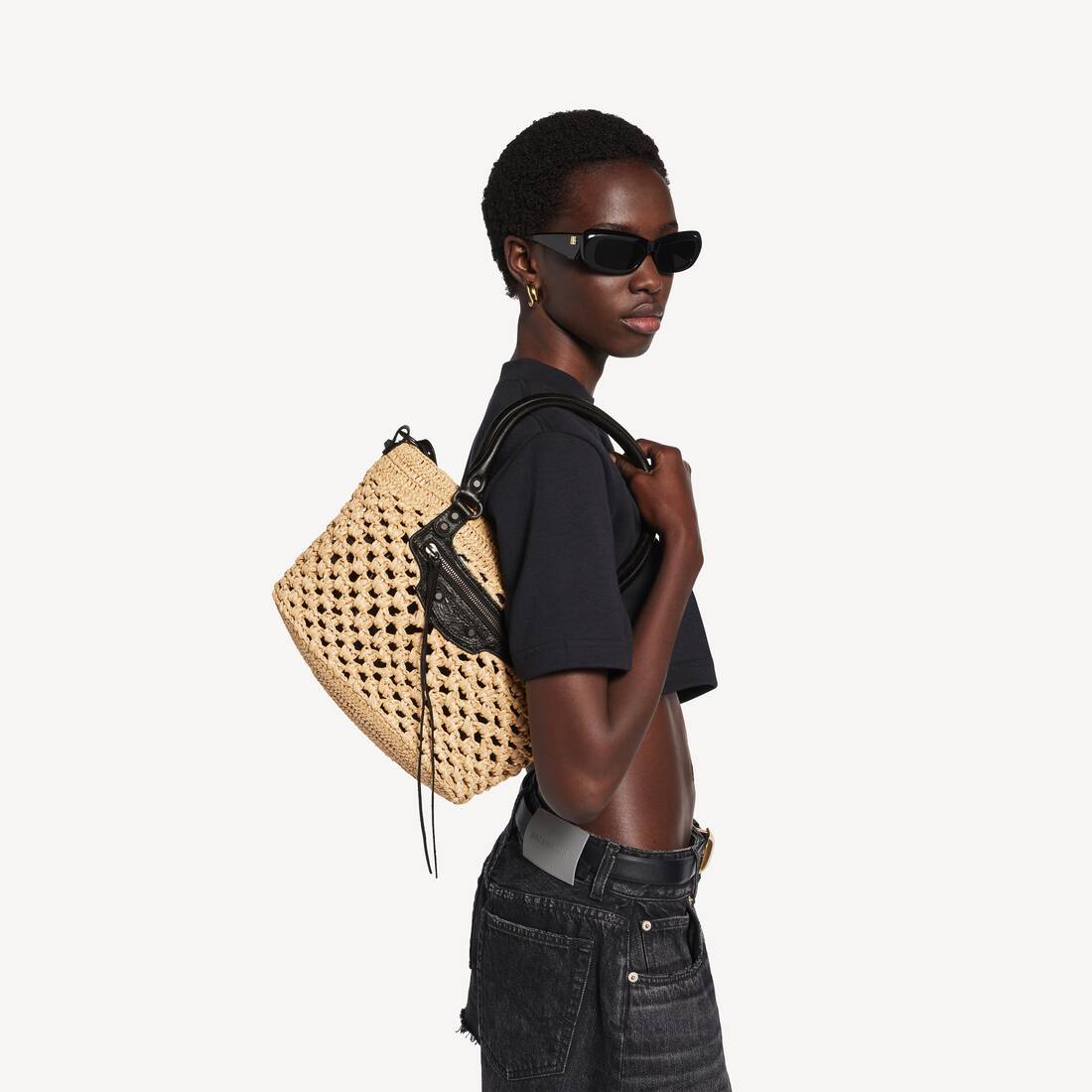 Women's Le City Basket Small in Natural/black | Balenciaga Greece EN - Image 8